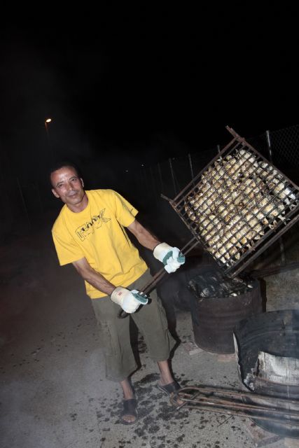 El pregón da por iniciadas las fiestas del barrio torreño de San Pedro - 1, Foto 1