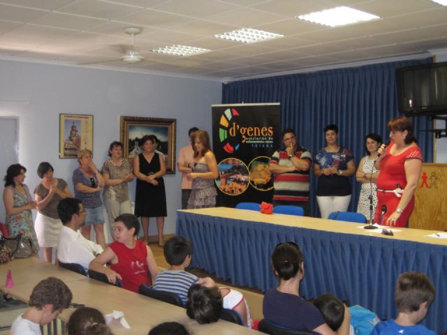 Closing the services of the 2010/2011 academic year of association "D'Genes", Foto 4