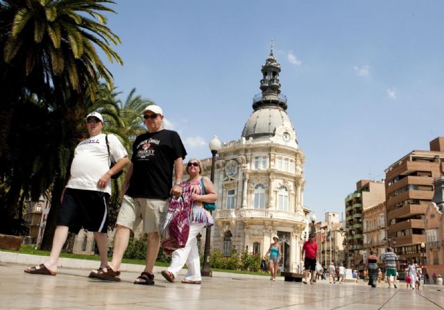 El Island Escape y el velero Wind Spirit llenan el centro de cruceristas - 4, Foto 4