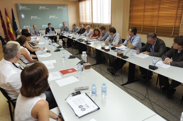 La Comunidad muestra a una veintena de inversores europeos los equipamientos para la empresa en la Región de Murcia - 1, Foto 1