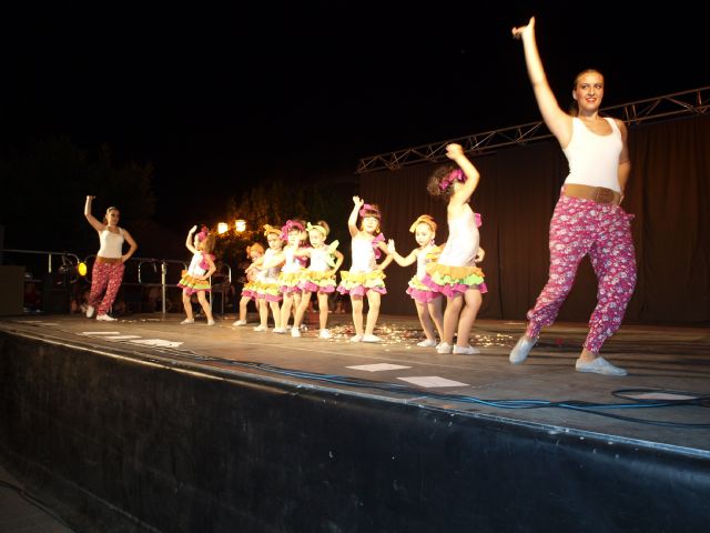 La Gala Solidaria con los damnificados del terremoto de Lorca pone punto y final a las Noches Culturales 2011 de Alguazas - 1, Foto 1