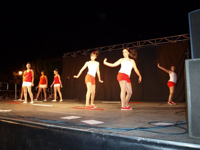 La Gala Solidaria con los damnificados del terremoto de Lorca pone punto y final a las Noches Culturales 2011 de Alguazas - 2, Foto 2