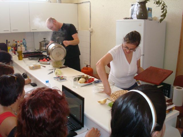 A total of twenty students are initiated into the world of cuisine, Foto 2