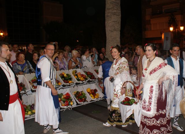 Más de 1.000 personas participan en la ofrenda al Patrón en San Pedro del Pinatar - 3, Foto 3
