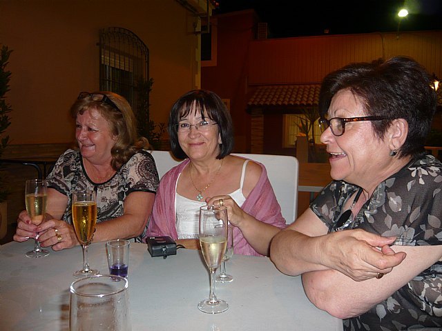Santiago College Alumni met at a dinner after more than 40 years, Foto 4