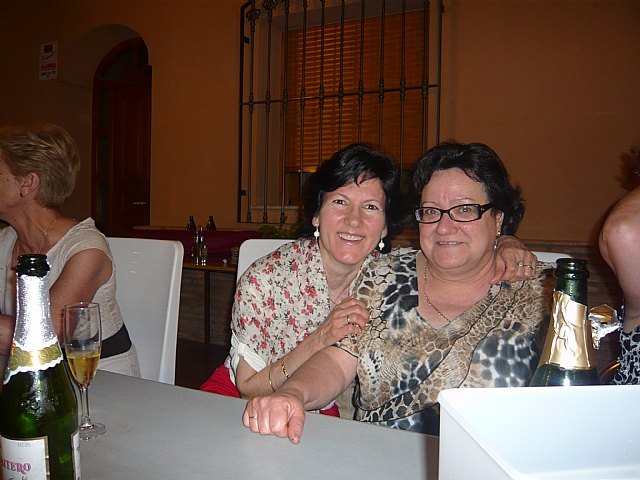 Antiguas alumnas del colegio Santiago se reunieron en una cena tras más de 40 años, Foto 5