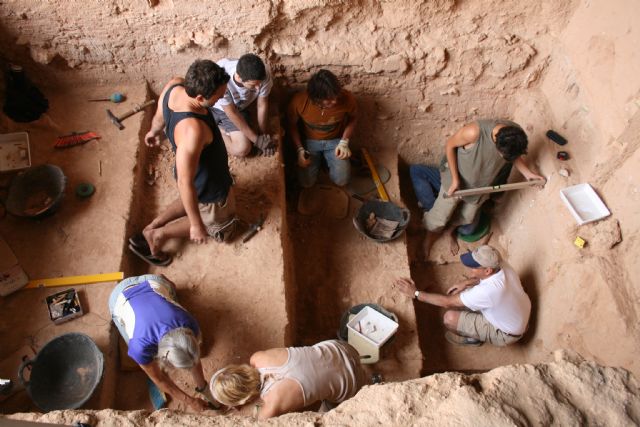 Un equipo de científicos inicia una nueva campaña de excavación en La Cueva Negra - 1, Foto 1