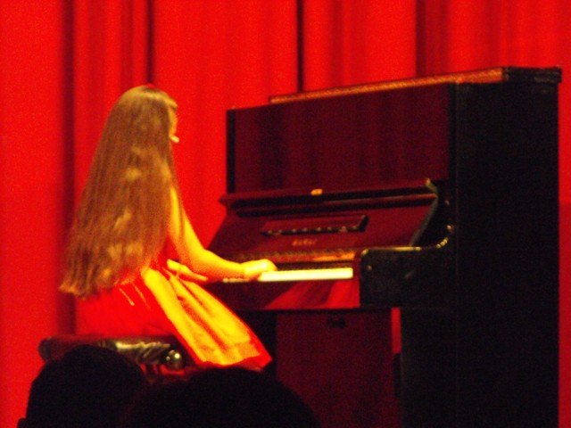 Los alumnos de piano de la profesora Cecilia Aznar en la academia de música de Totana, celebraron su audición de final de curso, Foto 4