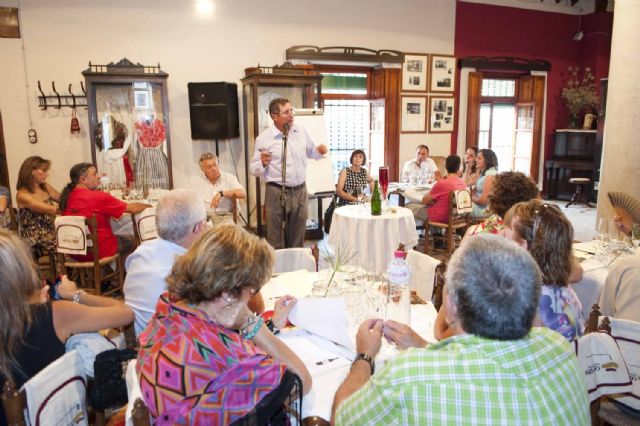 El mejor vino de la tierra abre el Festival de Folclore de Cartagena - 1, Foto 1