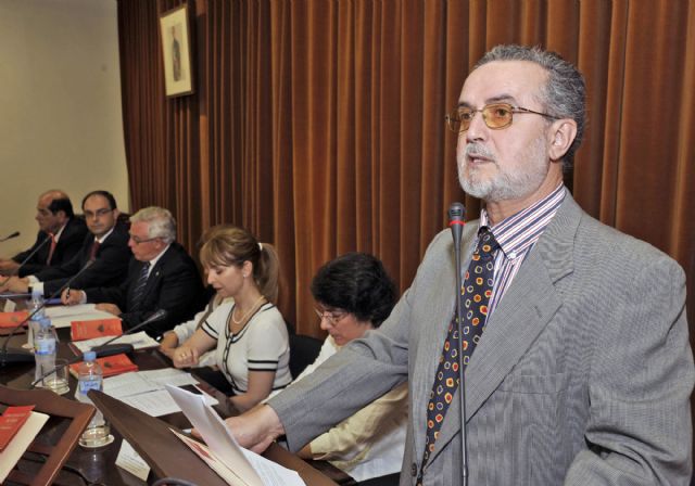 José Luna Borge gana el Premio de Poesía Dionisia García-Universidad de Murcia - 4, Foto 4
