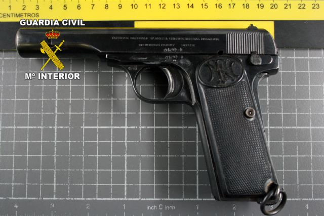 La Guardia Civil desmantela un grupo organizado dedicado el robo en viviendas habitadas y vehículos de sus moradores - 4, Foto 4