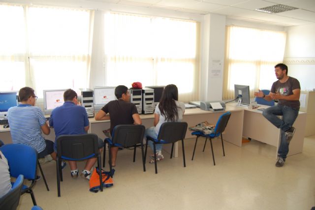 Jóvenes aprendices de periodista en Las Torres de Cotillas - 1, Foto 1