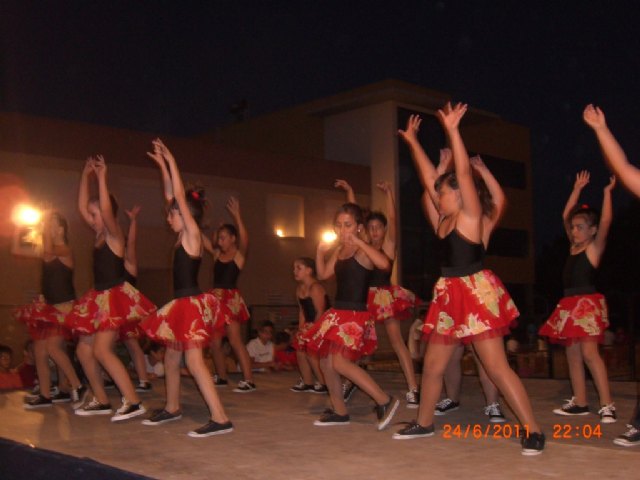 La concejalía de Deportes clausura la Escuela Municipal de Danza El Paretón, Foto 2