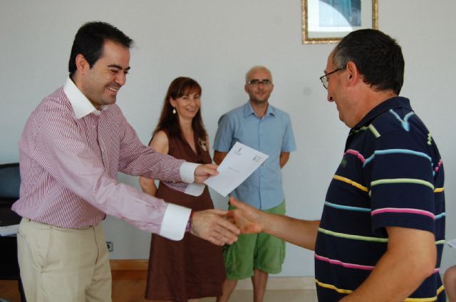 Los alumnos del programa de cualificación profesional para auxiliares de oficina de Lorquí, diplomados - 1, Foto 1