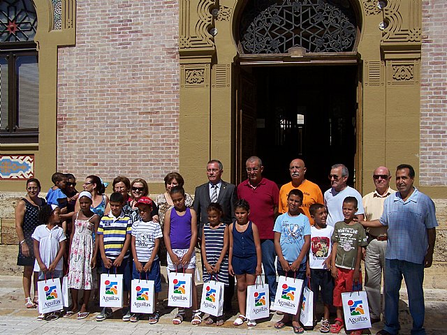 Los niños saharauis ya disfrutan en Águilas de sus ‘Vacaciones en Paz’ 2011 - 1, Foto 1