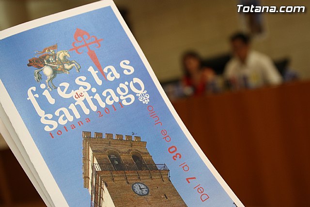 Presentan las Fiestas de Santiago 2011 - 2