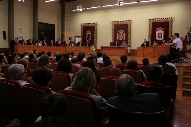 El primer pleno del mandato acuerda una nueva reducción del 5% en los gastos de gobierno del Ayuntamiento - 1, Foto 1