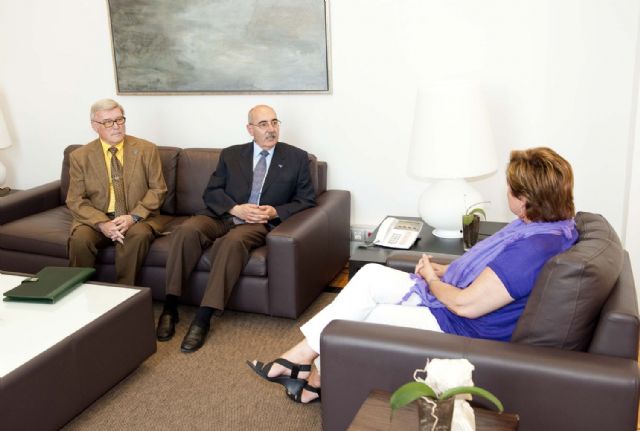 AMARTE traslada a la alcaldesa las opiniones de la comunidad militar - 3, Foto 3