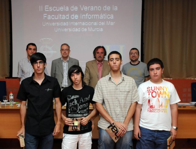 La Facultad de Informática reconoce a uno de los ganadores de la Olimpiada Española - 1, Foto 1