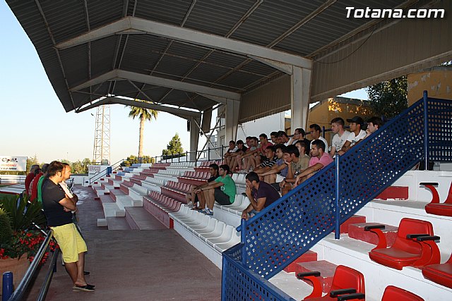Se celebra la primera convocatoria de futbolistas para confeccionar la plantilla del Olmpico de Totana que competir en Territorial Preferente - 11