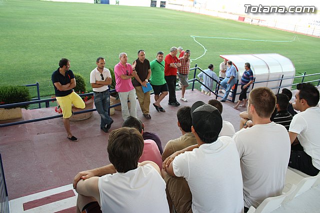 Se celebra la primera convocatoria de futbolistas para confeccionar la plantilla del Olmpico de Totana que competir en Territorial Preferente - 18