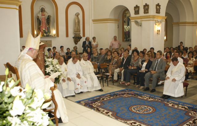 La Iglesia Nuestra Señora del Rosario de Puerto Lumbreras acogió una ordenación sacerdotal oficiada por el Obispo de la Diócesis de Cartagena, Monseñor José Manuel Lorca Planes - 1, Foto 1