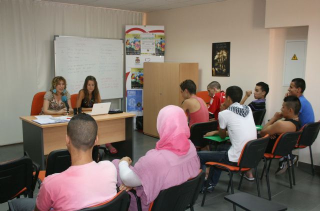 Una veintena de jóvenes participa en el programa de inserción socio-laboral Mi Oportunidad - 1, Foto 1