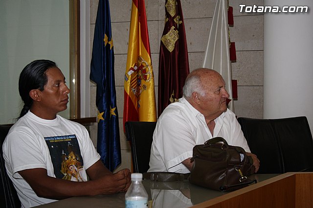 El ayuntamiento ofrece una recepcin institucional a dos diputados ecuatorianos - 9