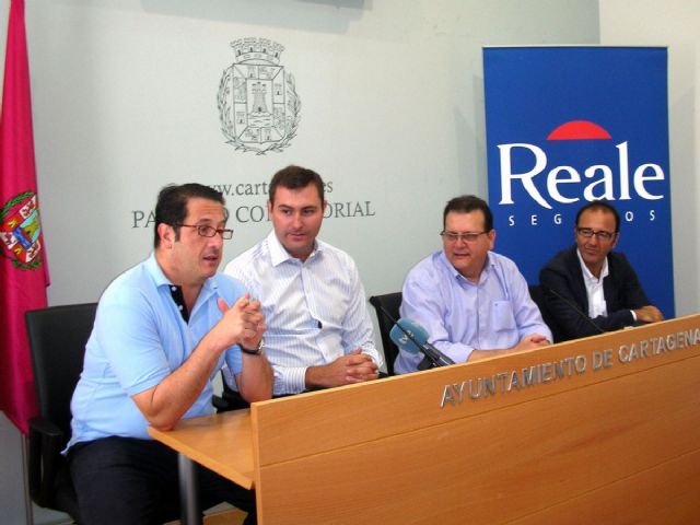 Reale patrocina por tercer año consecutivo al Futsal Cartagena - 1, Foto 1