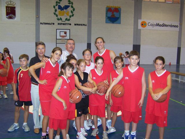 Partido benéfico que enfrentará a ´Leyendas del Baloncesto´ contra un equipo liderado por la jugadora internacional ´Amaya Valdemoro´ - 2, Foto 2