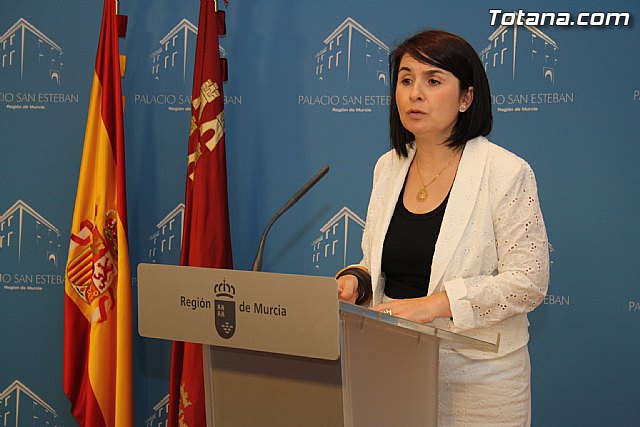 Primer encuentro institucional de la alcaldesa de Totana con el presidente de la Comunidad Autnoma - 14