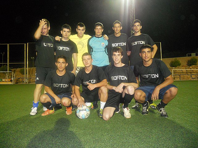 Ms de 420 futbolistas han participado este fin de semana en el Torneo de Ftbol 7, celebrado en la Ciudad Deportiva 