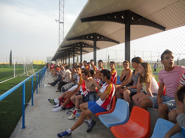 Ms de 420 futbolistas han participado este fin de semana en el Torneo de Ftbol 7, celebrado en la Ciudad Deportiva 