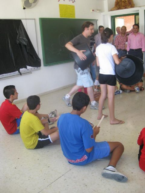 Música, manualidades, conocimientos del medio ambiente y cocina son algunas de las actividades de las escuelas de verano del municipio - 1, Foto 1