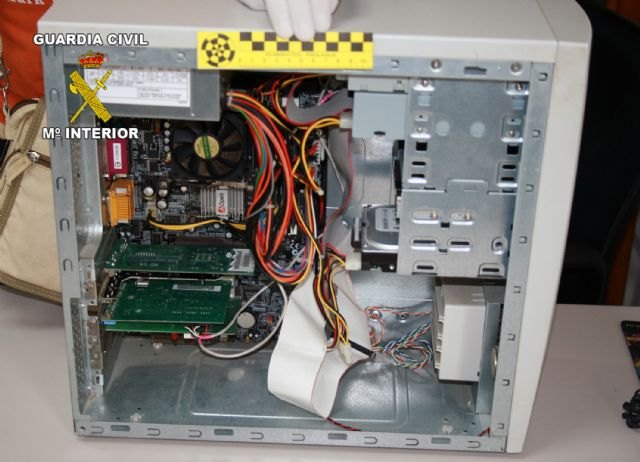 La Guardia Civil detiene a seis personas por delito relativo a la prostitución y corrupción de menores - 1, Foto 1