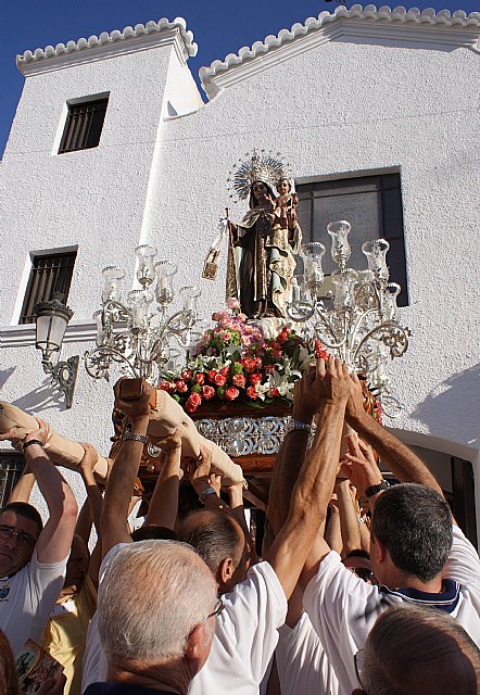 Miles de personas acompañan a la patrona de los pescadores en la romería de San Pedro del Pinatar - 5, Foto 5