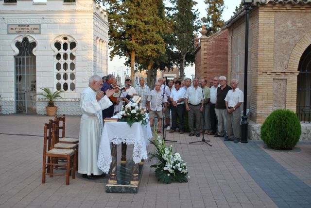 El Cementerio Municipal celebr la onomstica de 