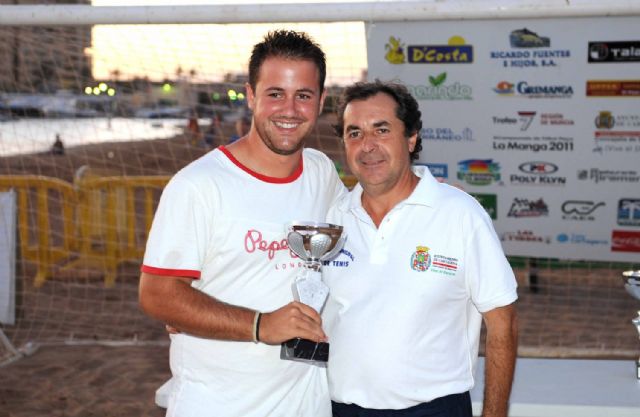Los aguileños del Gran Liriana ganadores del IV Torneo de Fútbol Playa Bluesport - 3, Foto 3