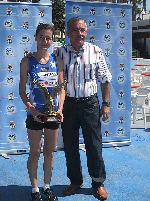 La totanera Raquel Miras y Abderramán Dalaima ganadores de la XXXIV Carrera Popular Ciudad de Águilas, Foto 1