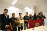 El alcalde recibe ayudas solidarias de los ayuntamientos de Pliego y Cúllar de Baza, y de la universidad de Alicante