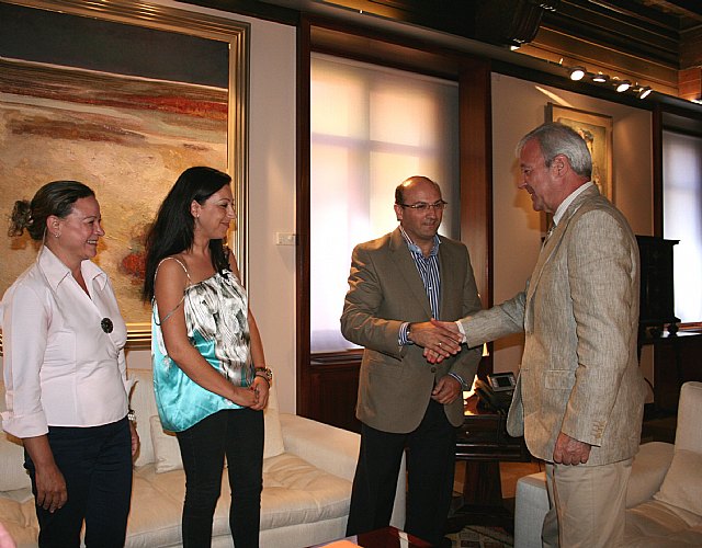 El jefe del Ejecutivo murciano recibe al presidente de Ceclor - 2, Foto 2