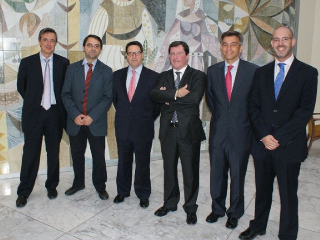 Expertos analizan los aspectos relacionados con la adquisición y compraventa de negocios - 1, Foto 1