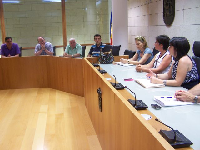 The mayor informed the board plans Cebag adjustment and economic restructuring, the projected payments to suppliers, Foto 1