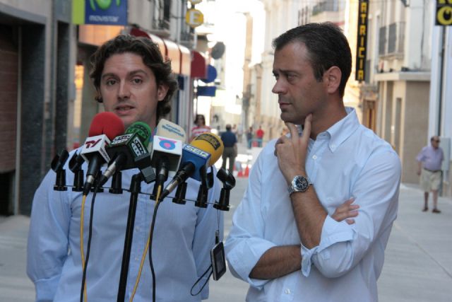 Unas pilonas retráctiles permitirán el acceso a los garajes de las nuevas calles peatonales de Yecla - 1, Foto 1