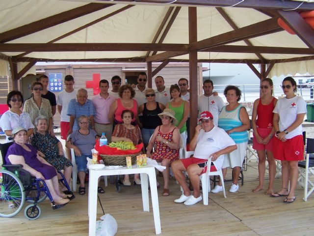 La concejalía de Sanidad y Servicios Sociales organiza una Jornada de Convivencia con la Asociación Alzheimer Águilas - 1, Foto 1