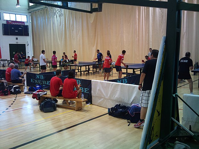 Tenis de mesa. Torneo de dobles Fiestas de Santiago 2011, Foto 3