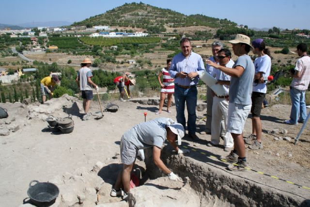 Arqueólogos sacan a la luz en Begastri la puerta romana más monumental de la Región de Murcia - 1, Foto 1