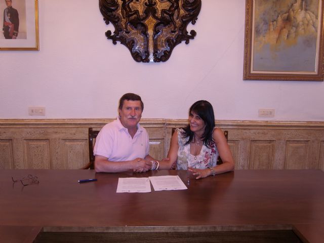 El Ayuntamiento firma un convenio con el Consejo General del Libro Infantil y Juvenil - 1, Foto 1