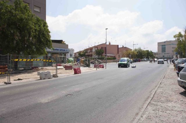 La primera de las rotondas de Ronda Ciudad de La Unión estará acabada en los próximos días - 2, Foto 2
