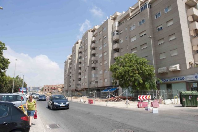 La primera de las rotondas de Ronda Ciudad de La Unión estará acabada en los próximos días - 4, Foto 4